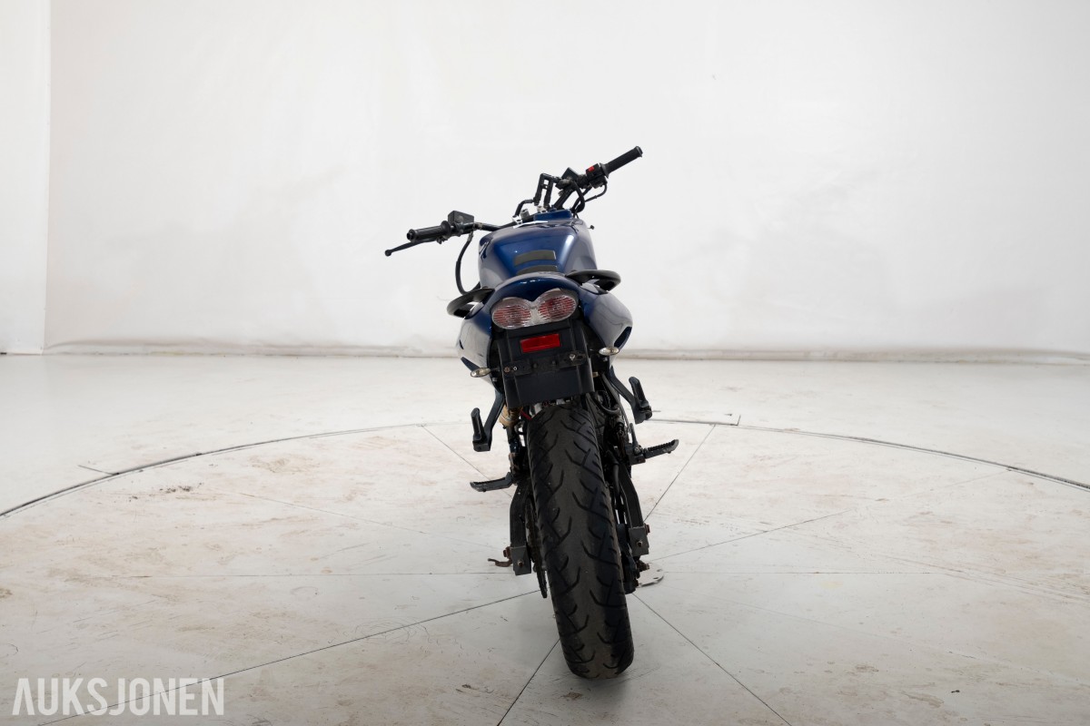 1986 Suzuki GSX-R 1100 SLINGSHOT - UTEN MINSTEPRIS!
