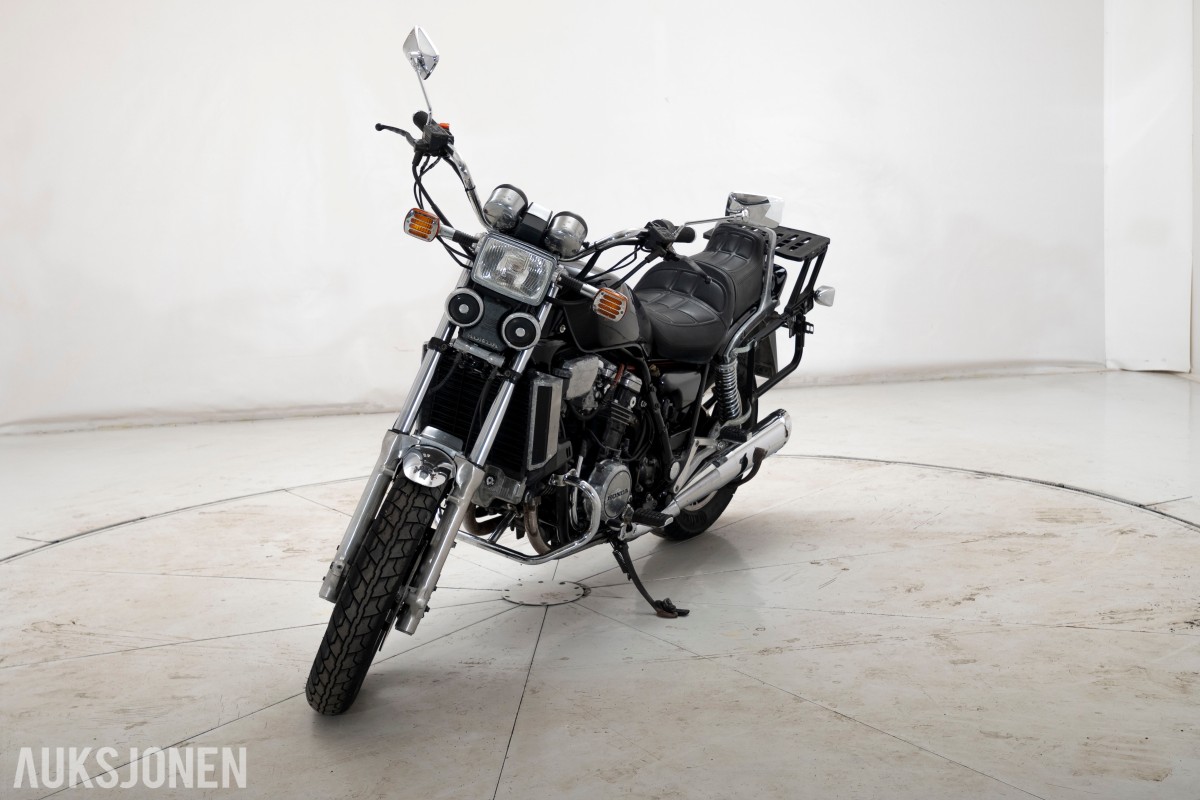 Honda MC - MAGNA - UTEN MINSTEPRIS!