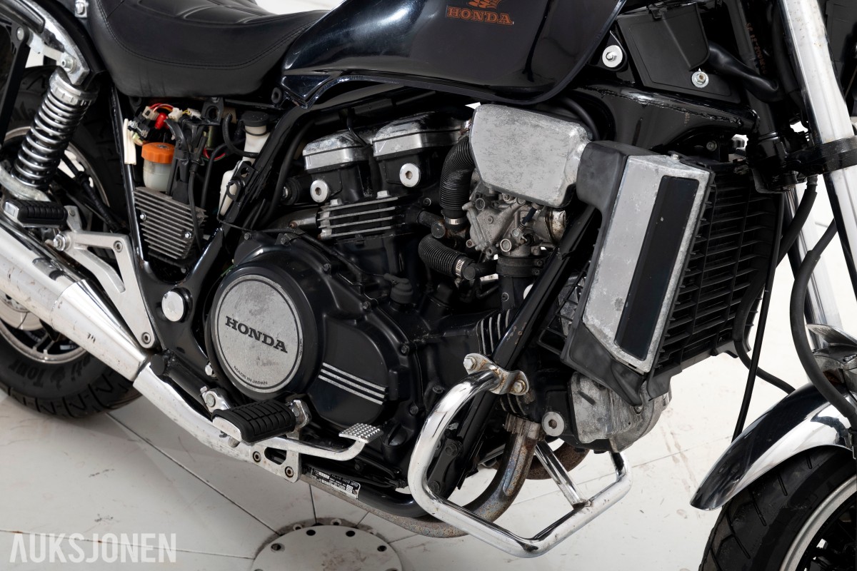 Honda MC - MAGNA - UTEN MINSTEPRIS!