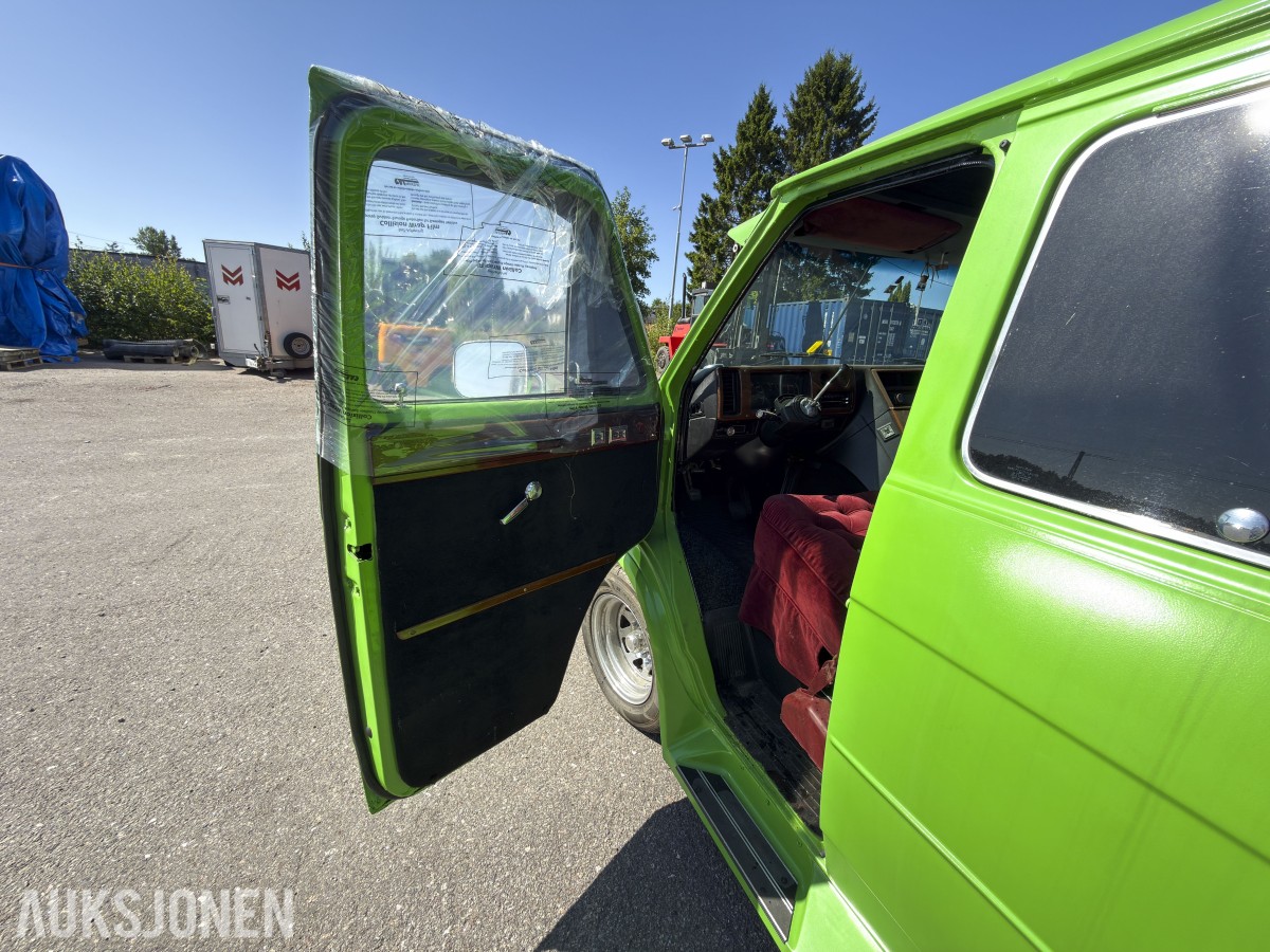 1986 Chevrolet VAN 6.2 D - AUTOMAT HENGERFESTE - UTEN MINSTEPRIS!