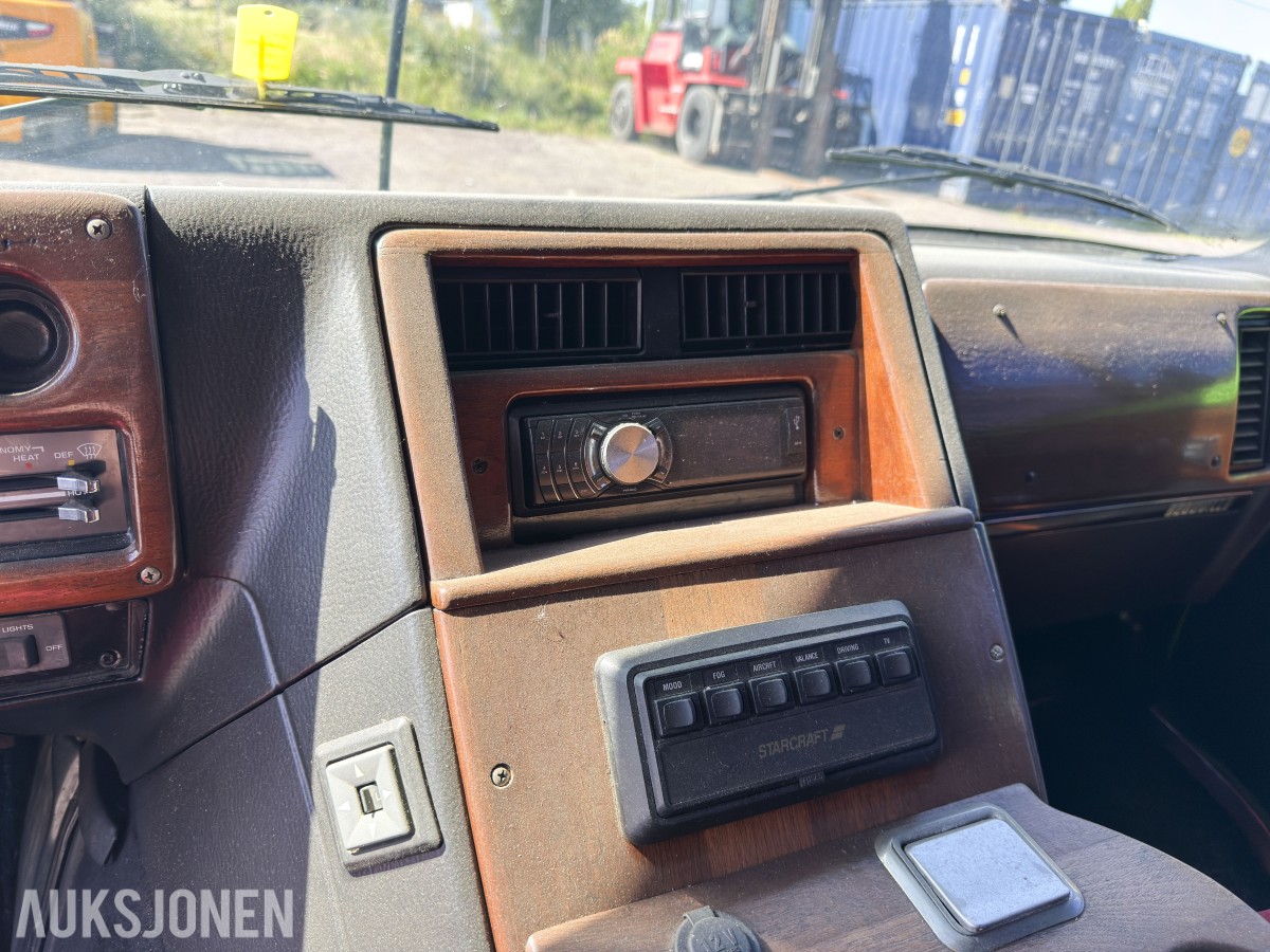 1986 Chevrolet VAN 6.2 D - AUTOMAT HENGERFESTE - UTEN MINSTEPRIS!