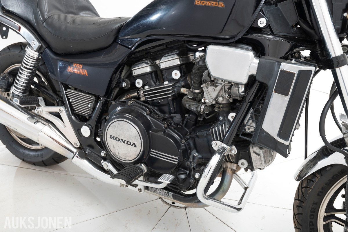 1983 Honda VF1100C - INGEN MINSTEPRIS!