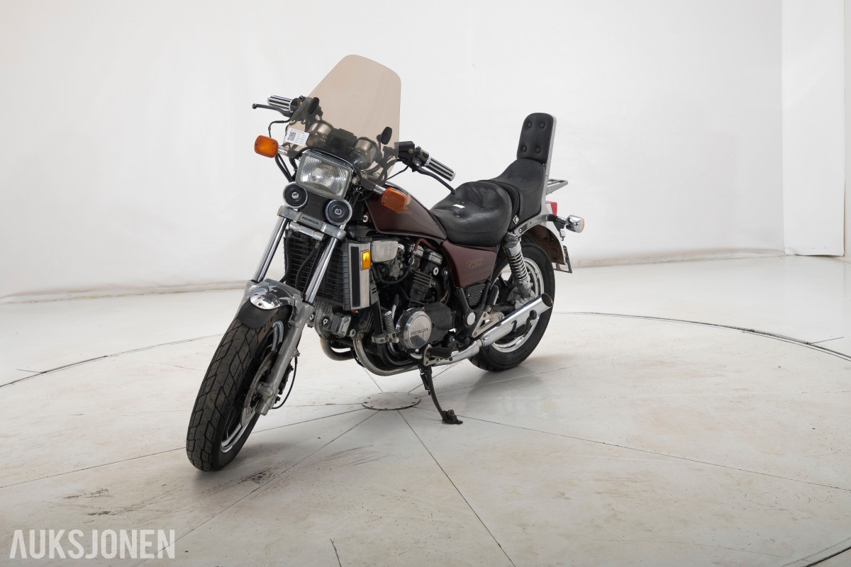 1986 Honda VF 750 CUSTOM - INGEN MINSTEPRIS!