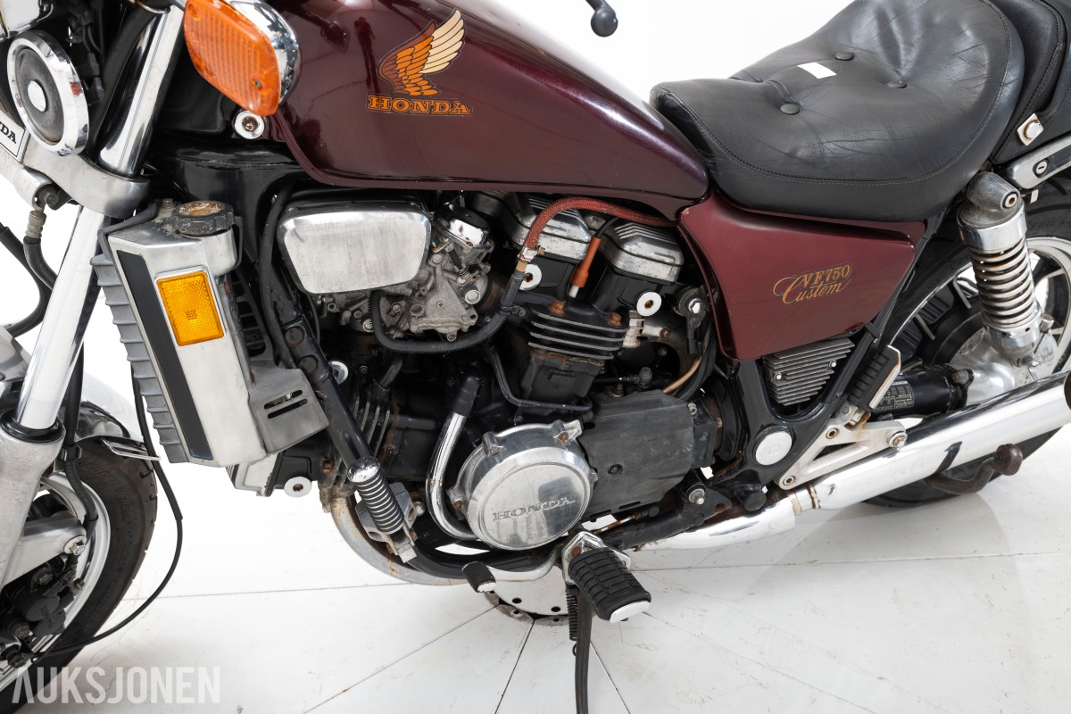 1986 Honda VF 750 CUSTOM - INGEN MINSTEPRIS!