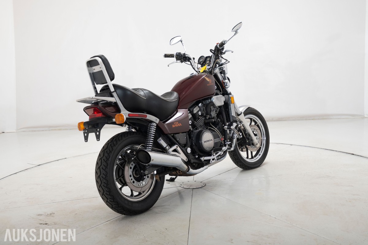 1984 Honda MAGNA V65 1100 CC - INGEN MINSTEPRIS!