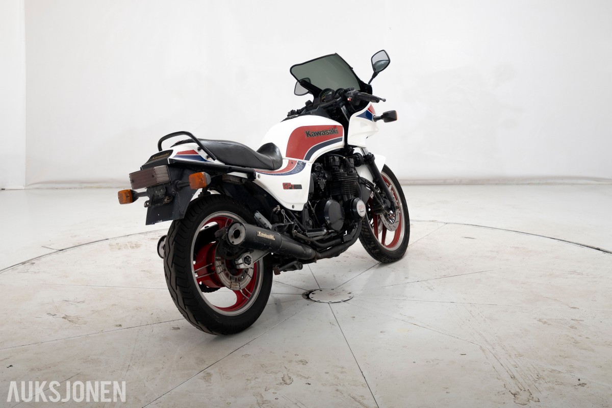 1984 Kawasaki GPZ 750 UNI-TRAK - UTEN MINSTEPRIS!