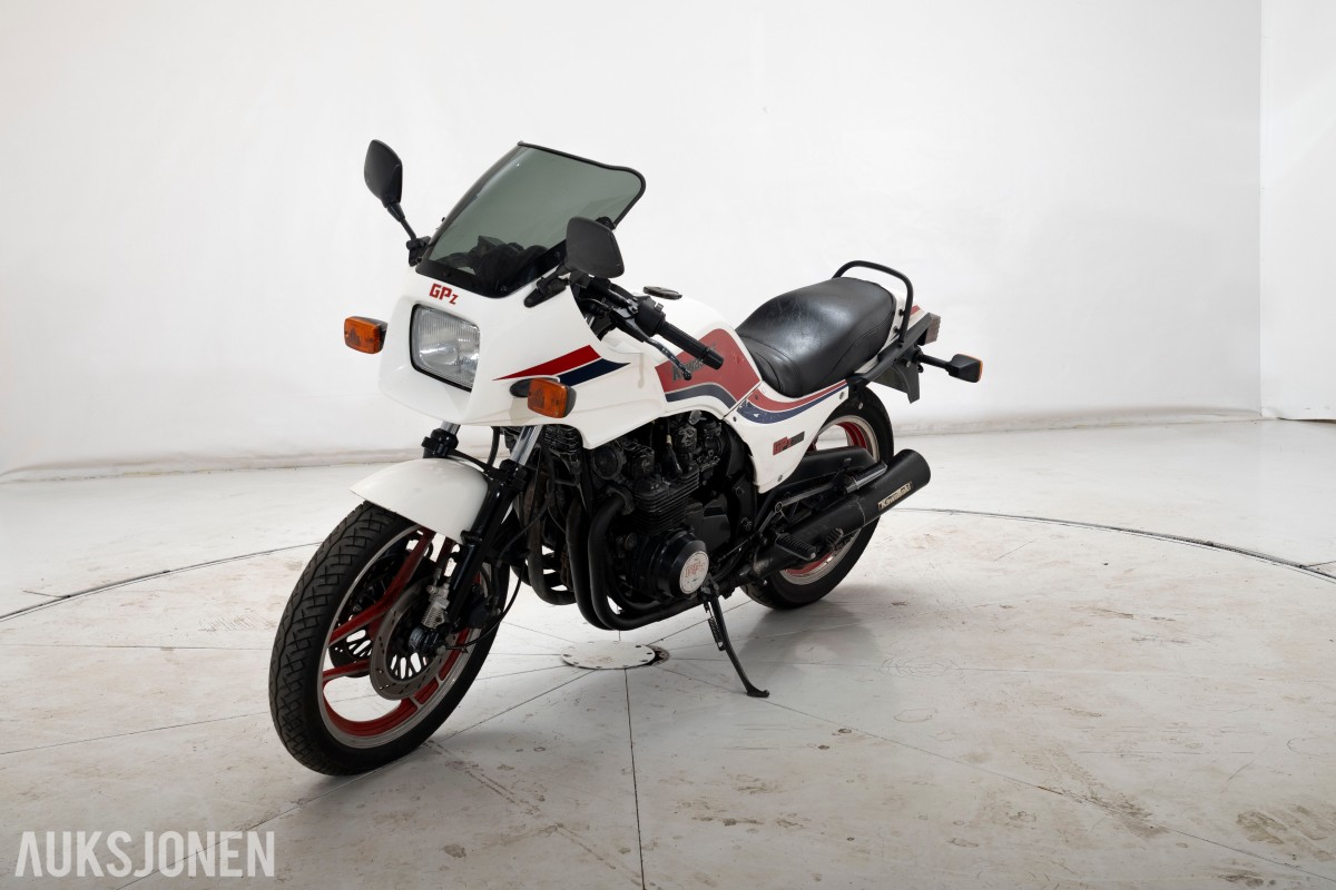 1984 Kawasaki GPZ 750 UNI-TRAK - UTEN MINSTEPRIS!