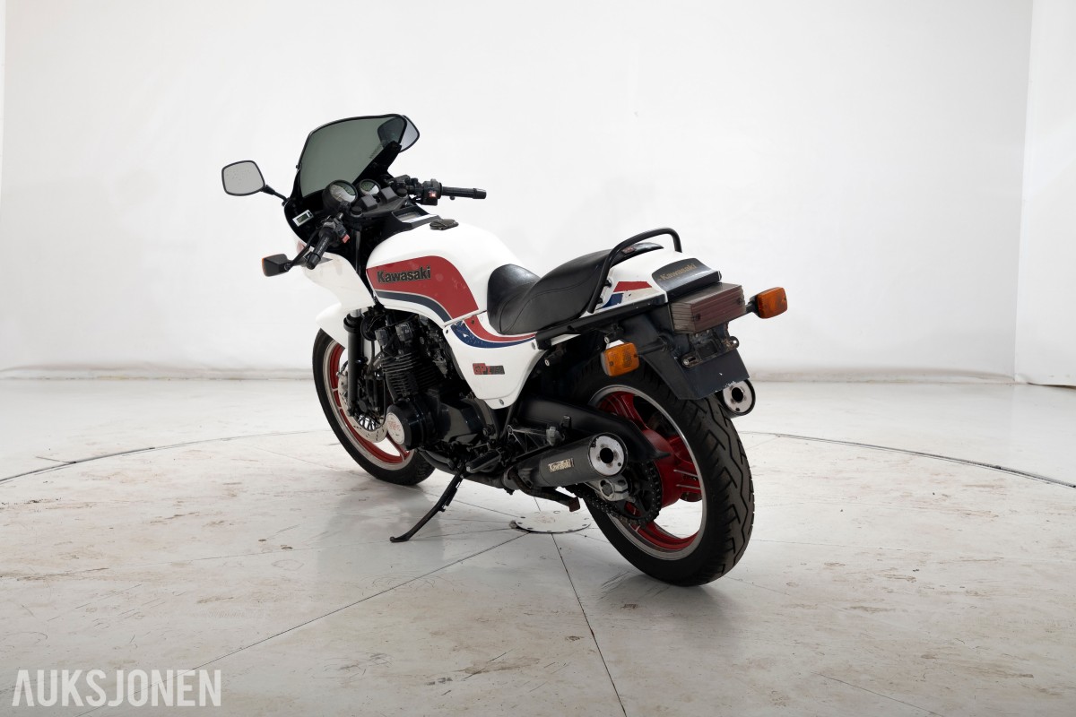 1984 Kawasaki GPZ 750 UNI-TRAK - UTEN MINSTEPRIS!