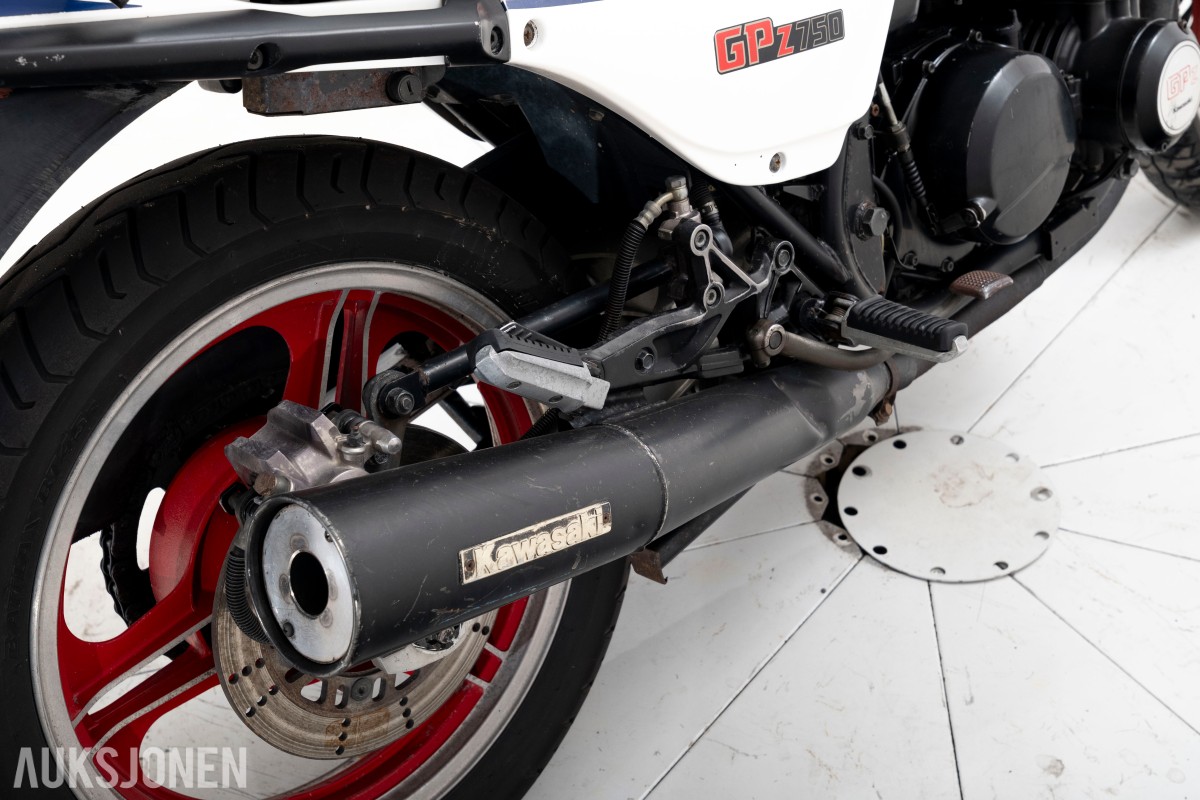 1984 Kawasaki GPZ 750 UNI-TRAK - UTEN MINSTEPRIS!