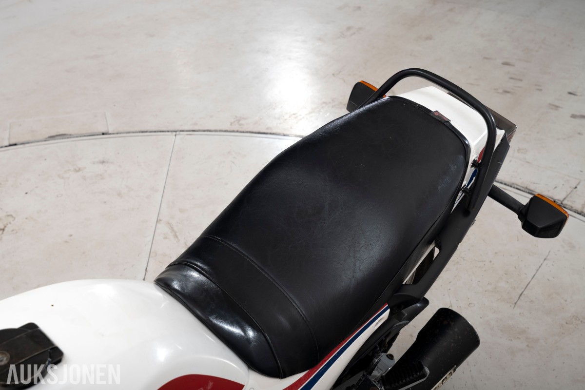 1984 Kawasaki GPZ 750 UNI-TRAK - UTEN MINSTEPRIS!
