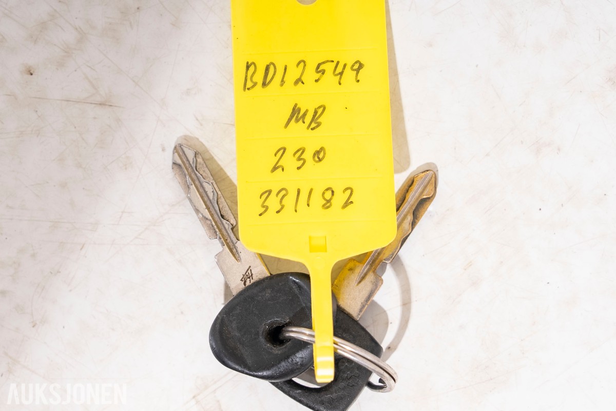 1988 Mercedes-Benz 230 CE COUPE AUT BORBET - UTEN MINSTEPRIS!