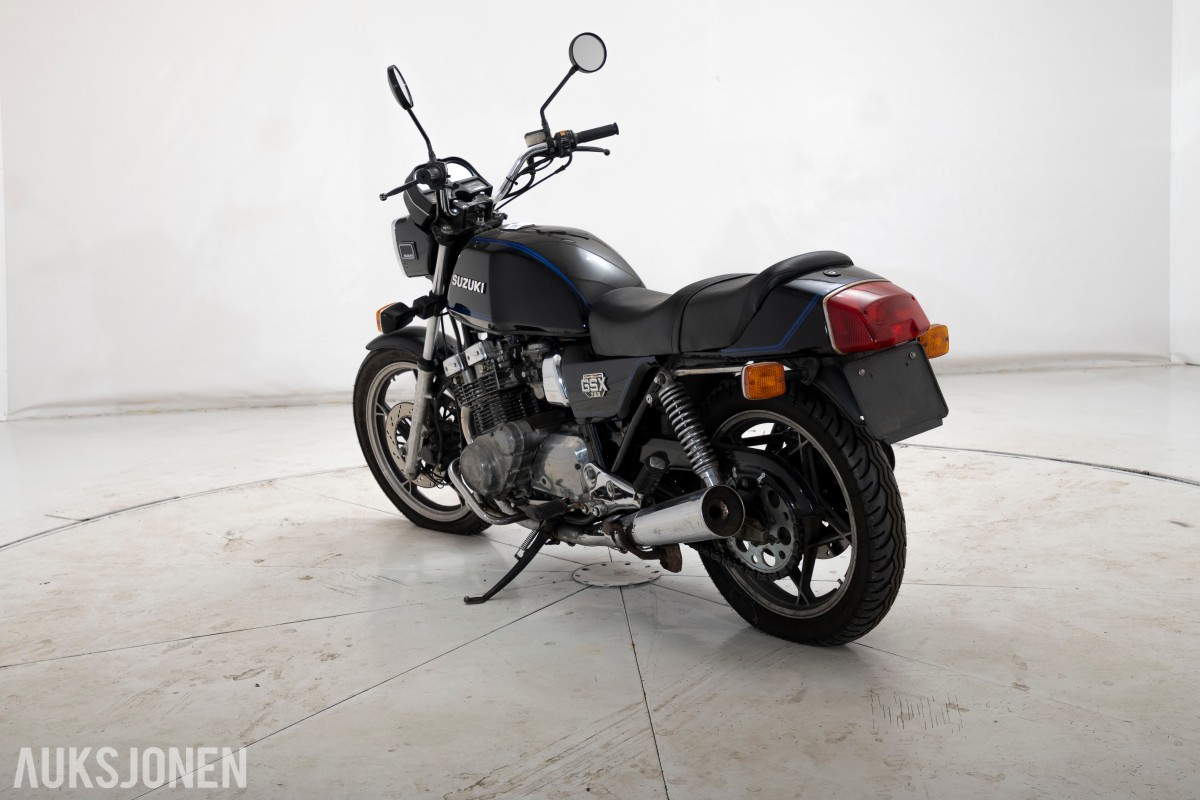 1982 Suzuki GSX750 - UTEN MINSTEPRIS!