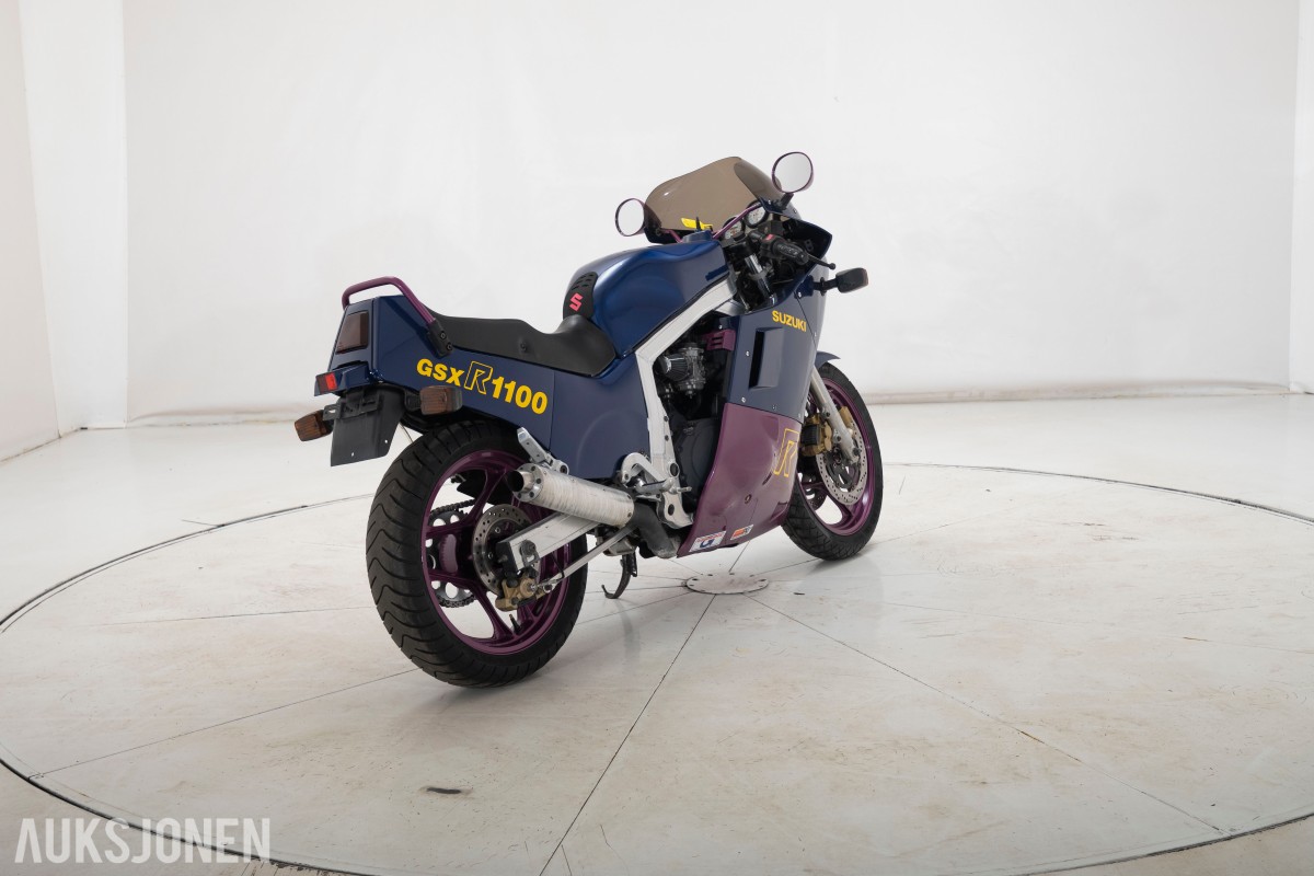 1986 Suzuki GSX R1100 - UTEN MINSTEPRIS!