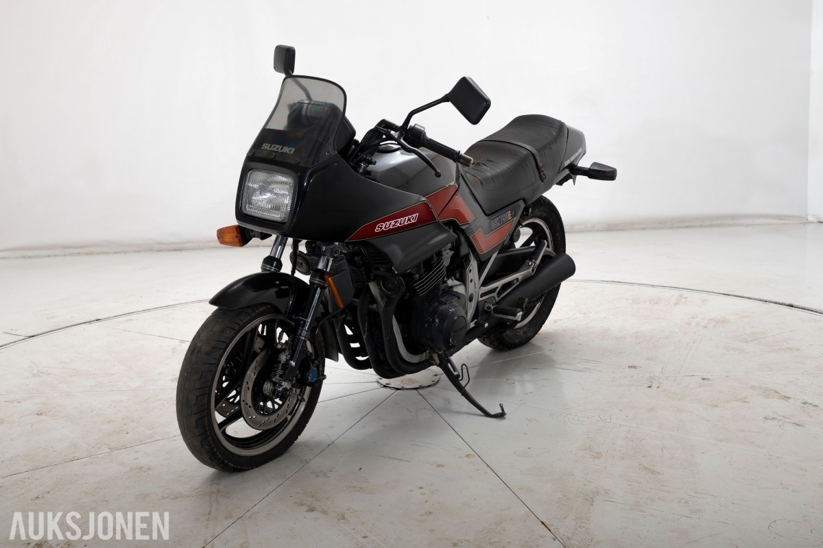1985 Suzuki GSX 750 E - UTEN MINSTEPRIS!