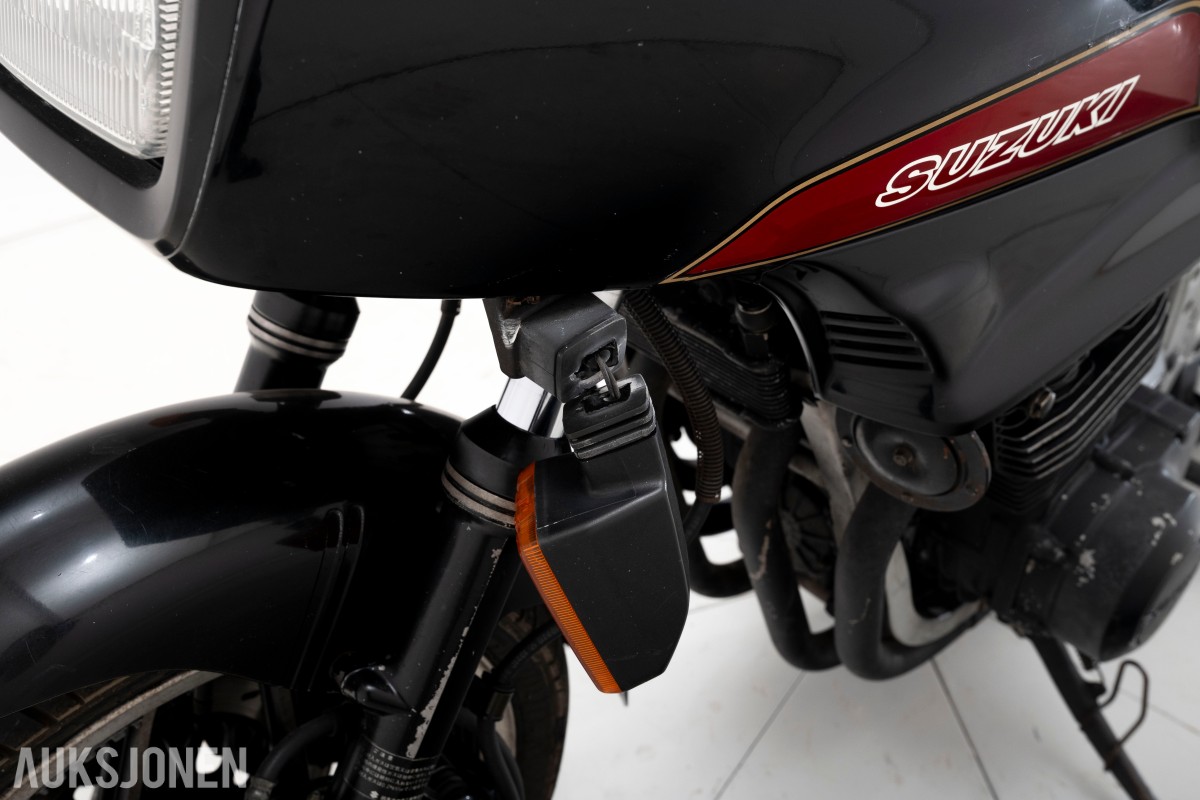 1985 Suzuki GSX 750 E - UTEN MINSTEPRIS!