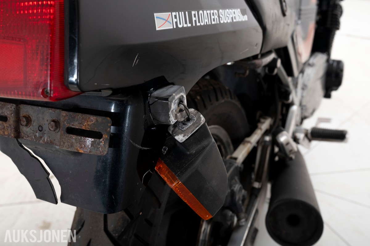 1985 Suzuki GSX 750 E - UTEN MINSTEPRIS!
