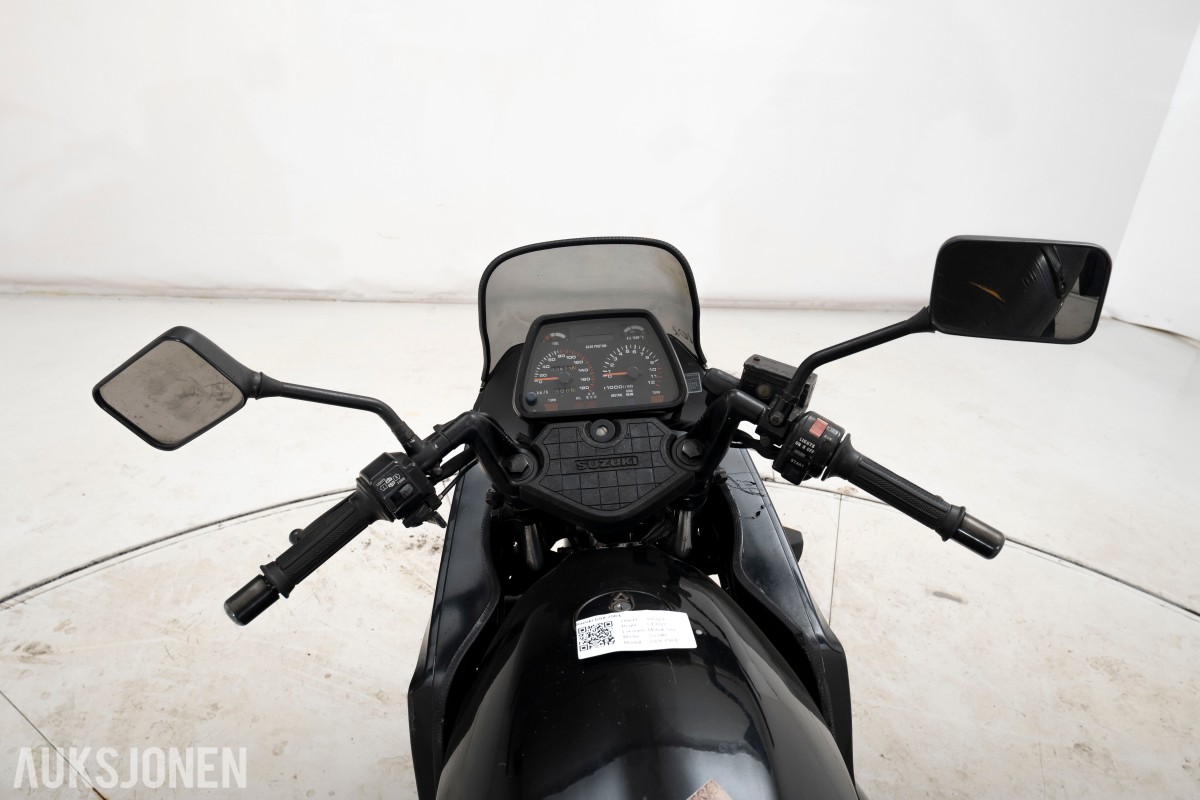 1985 Suzuki GSX 750 E - UTEN MINSTEPRIS!