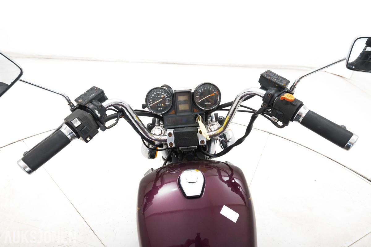 Honda Shadow VF 1100 - INGEN MINSTEPRIS! 