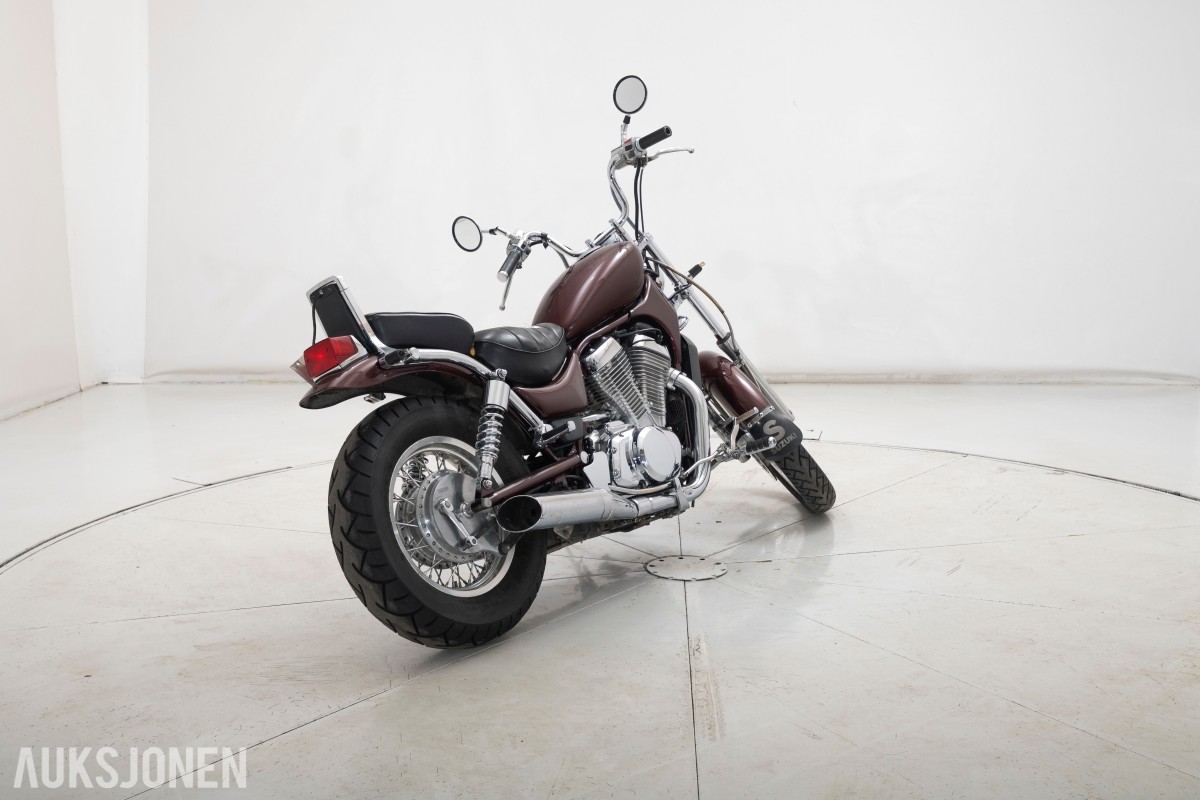 1990 Suzuki INTRUDER 750 - UTEN MINSTEPRIS!