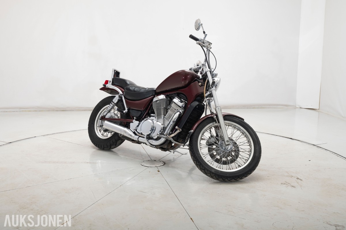 1990 Suzuki INTRUDER 750 - UTEN MINSTEPRIS!