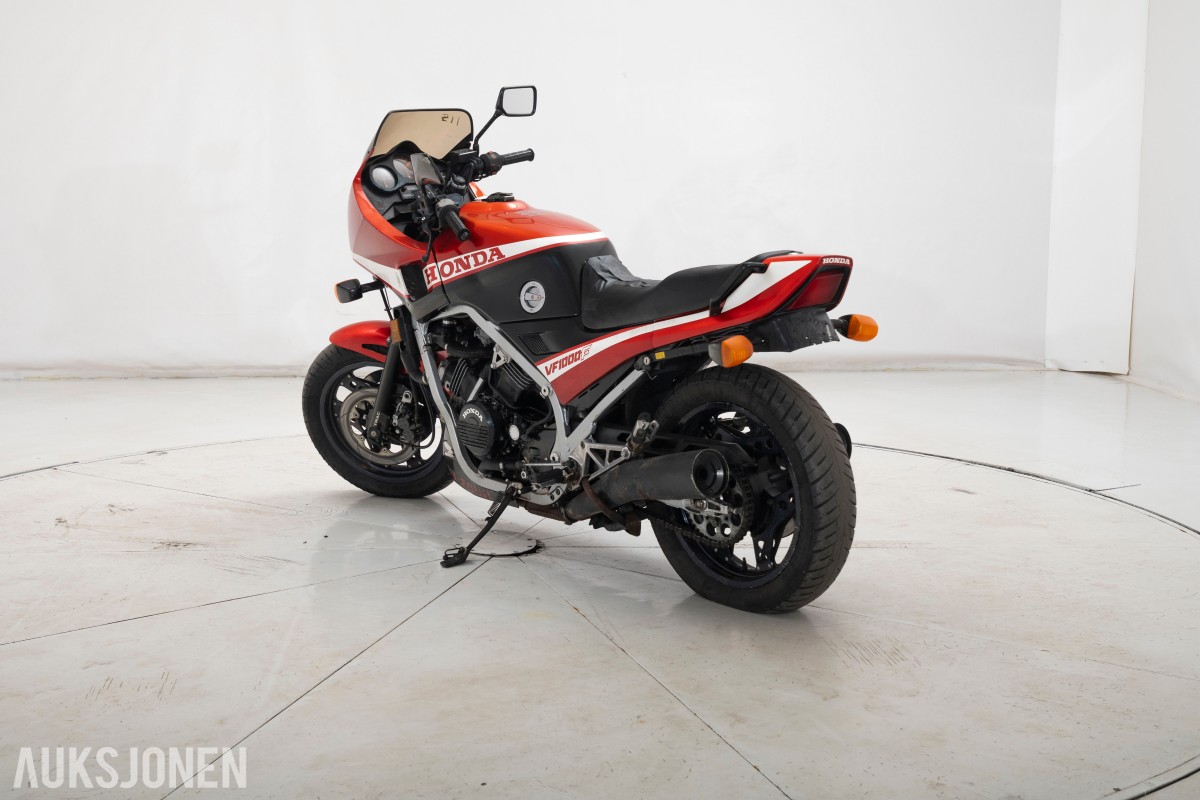 1984 Honda VF 1000 F - INGEN MINSTEPRIS!