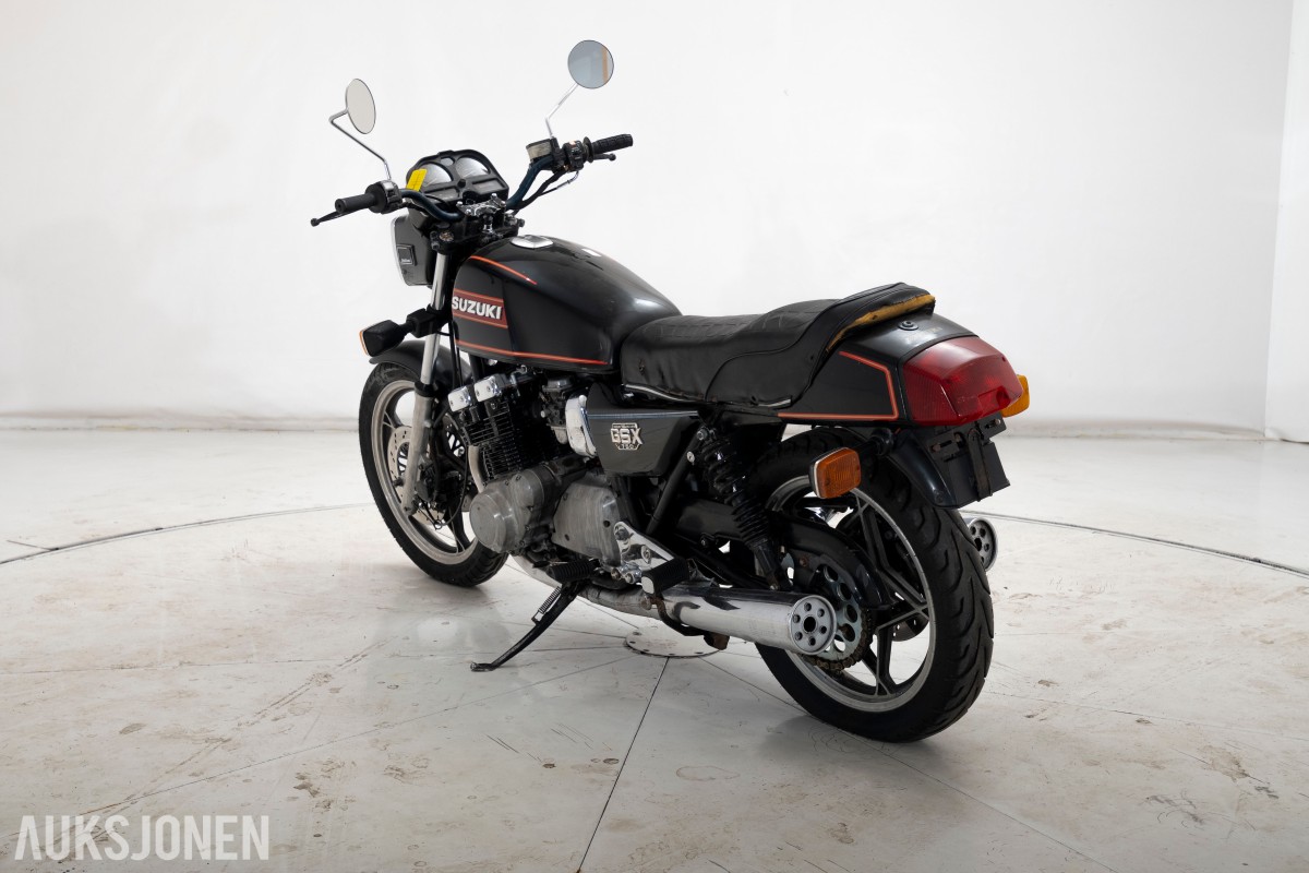 1981 Suzuki GSX 750 - UTEN MINSTEPRIS!