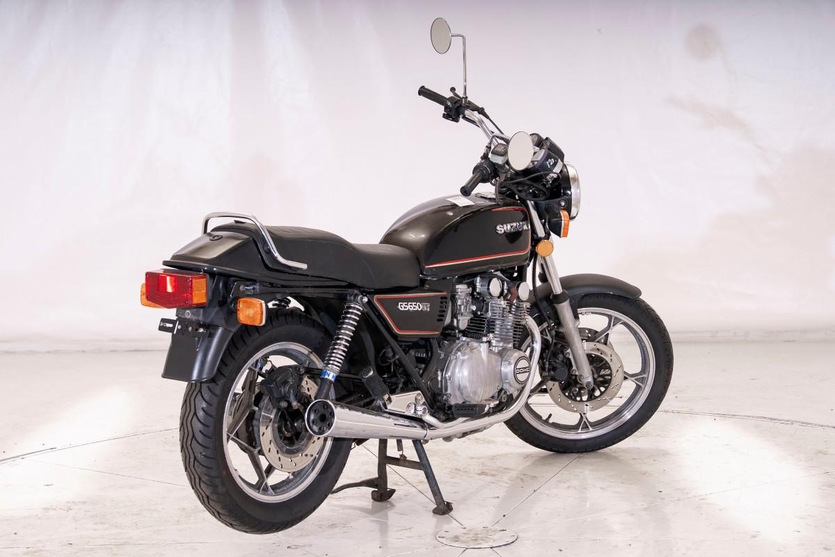 1981 Suzuki GS 650 GT - UTEN MINSTEPRIS! 