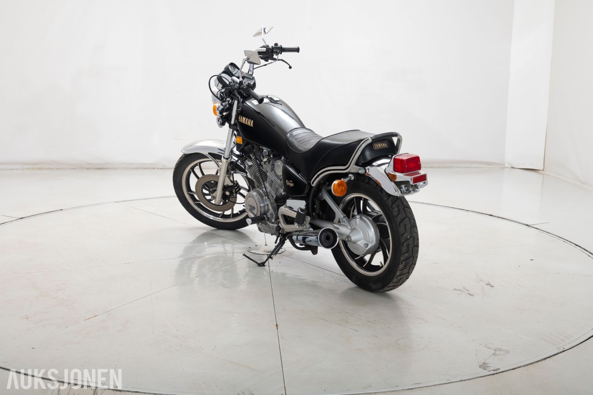1981 Yamaha VIRAGO XV750 - INGEN MINSTEPRIS!