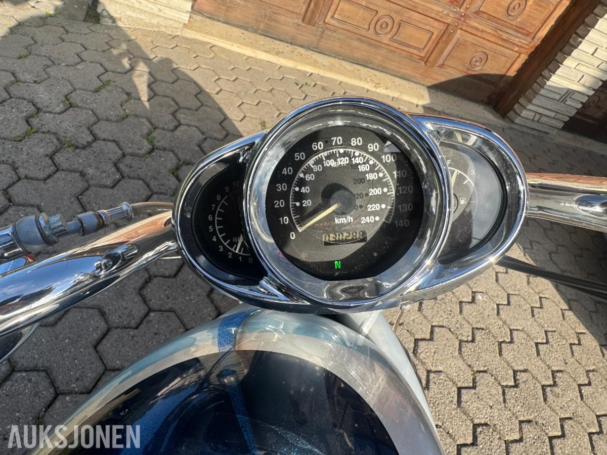 2003 Harley-Davidson V-ROD TWO TONE VRSCA