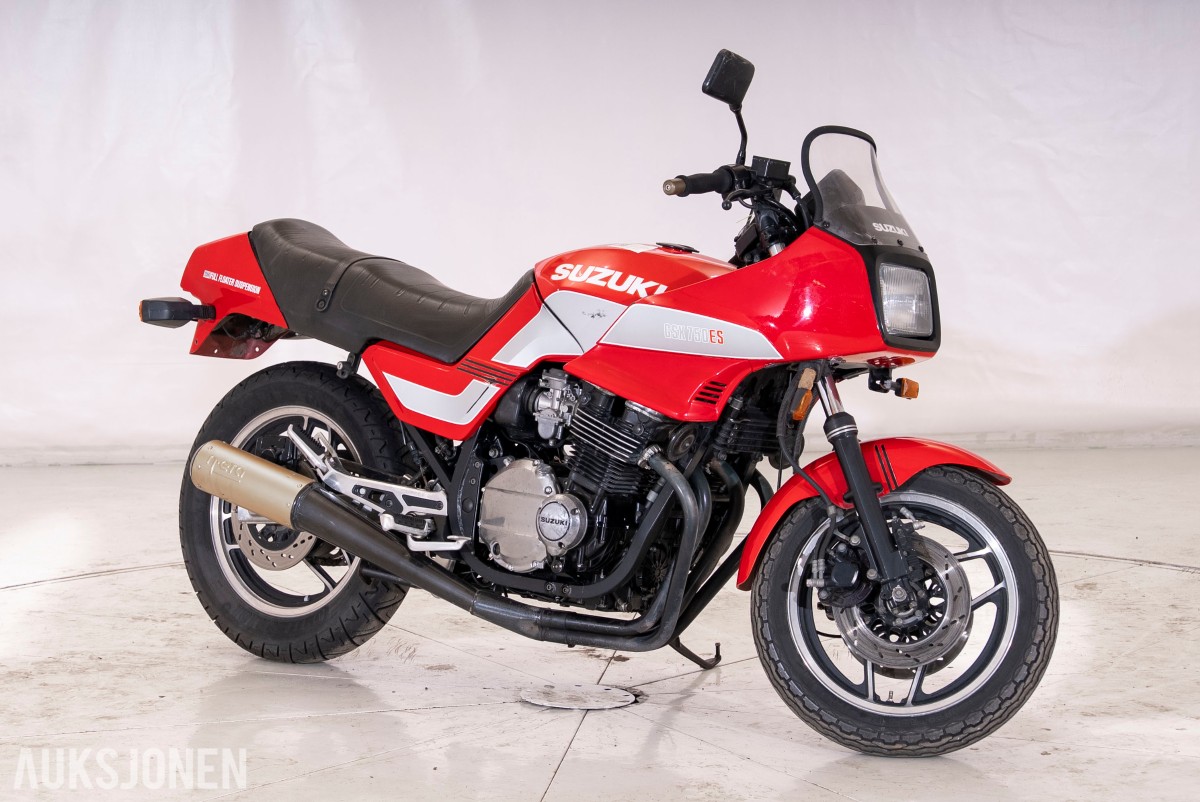 1984 Suzuki GSX750 - UTEN MINSTEPRIS! 