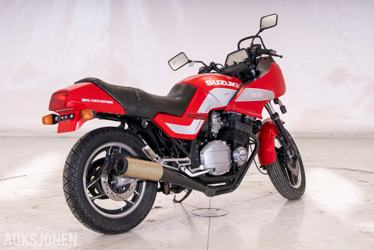 1984 Suzuki GSX750 - UTEN MINSTEPRIS! 