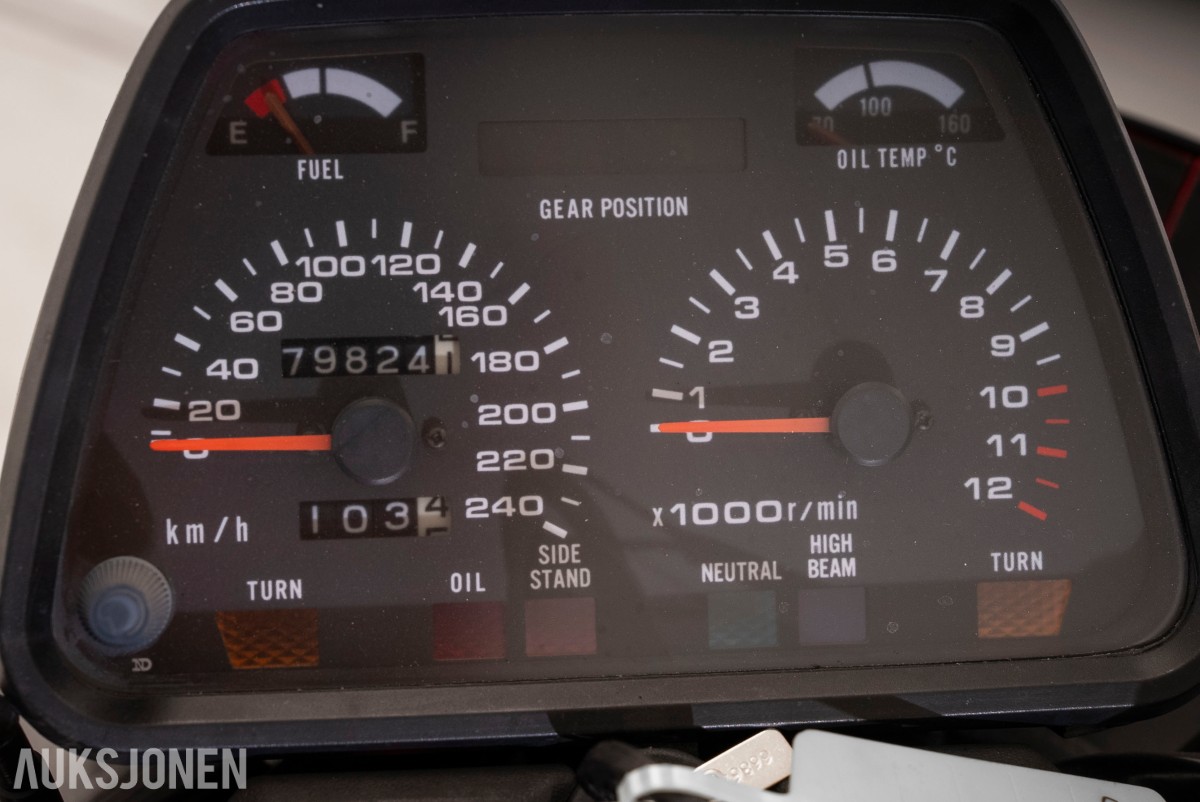 1984 Suzuki GSX750 - UTEN MINSTEPRIS! 
