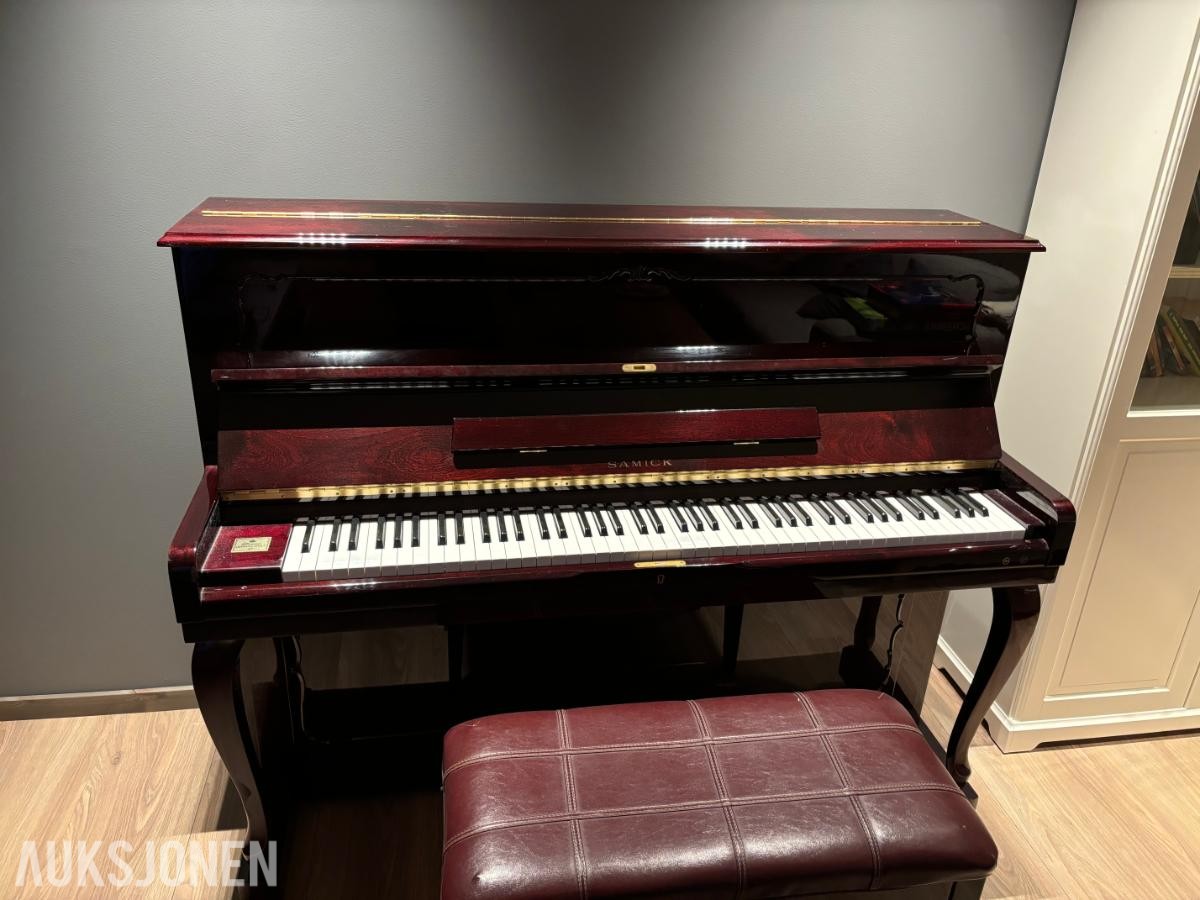 1990 Samick Piano med krakk