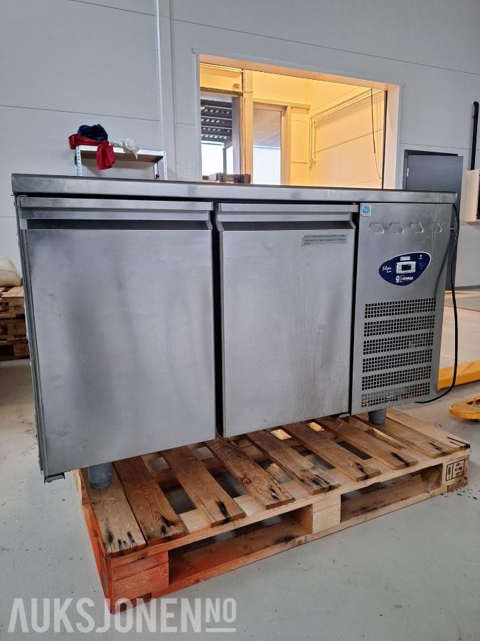 2019 Desmon Silverline Kjølebenk