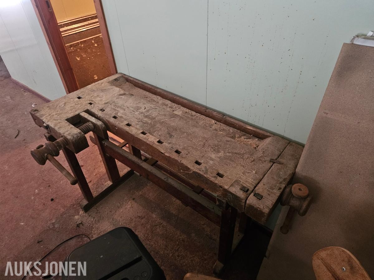 Snekkerbenk/Høvelbenk