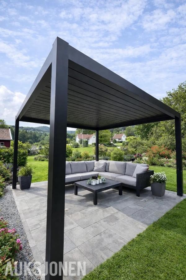 Heavy Duty 4x4x2,5m pergola med motor & fjernkontroll