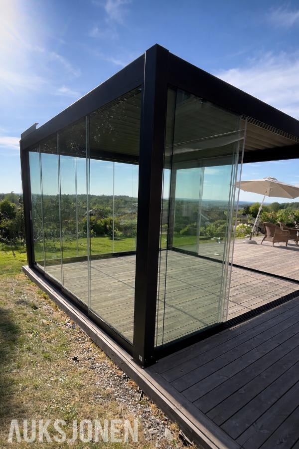 Heavy Duty 4x4x2,5m pergola med motor & fjernkontroll