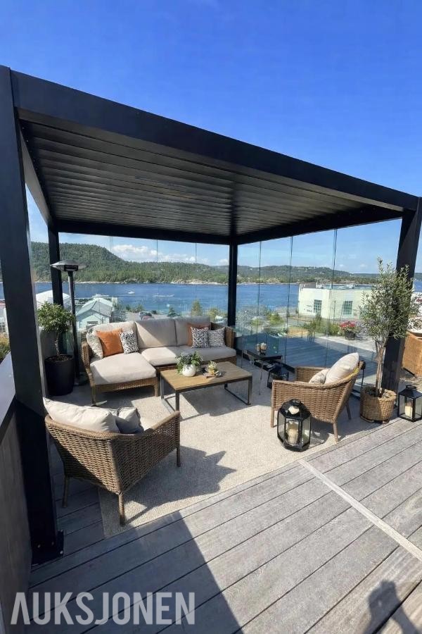 Heavy Duty 4x4x2,5m pergola med motor & fjernkontroll
