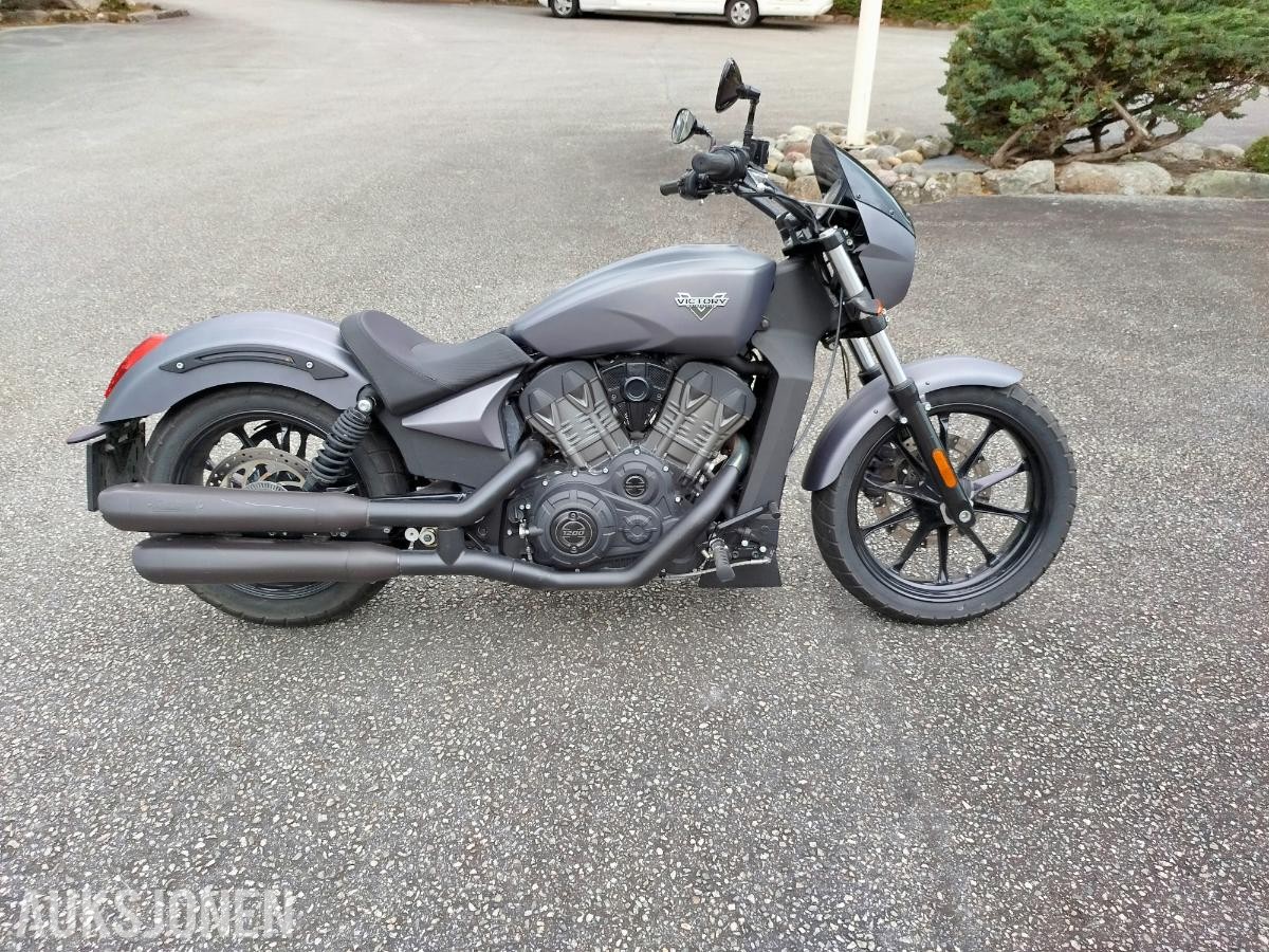 2017 VICTORY OCTANE 1200cm 105HK LAV KILOMETER KUN 8035KM AKRAPOVIC
