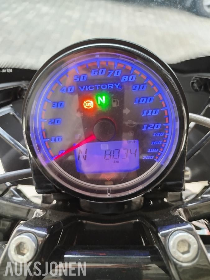 2017 VICTORY OCTANE 1200cm 105HK LAV KILOMETER KUN 8035KM AKRAPOVIC