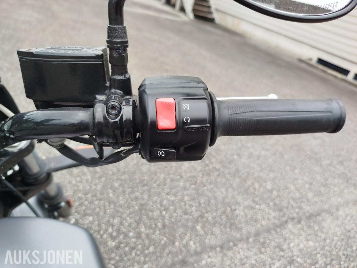 2017 VICTORY OCTANE 1200cm 105HK LAV KILOMETER KUN 8035KM AKRAPOVIC