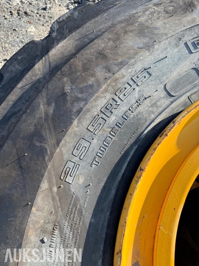  Volvo A40F - Brukt dumperdekk 29,5x25