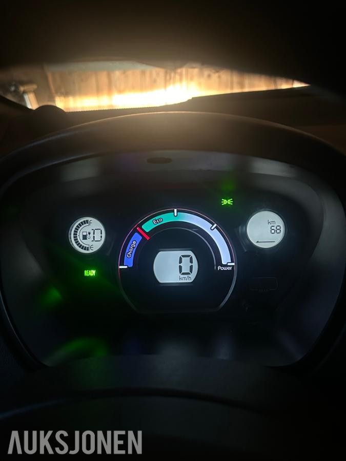 2011 Peugeot iOn, s+v dekk eu ok 05.2027 107500km
