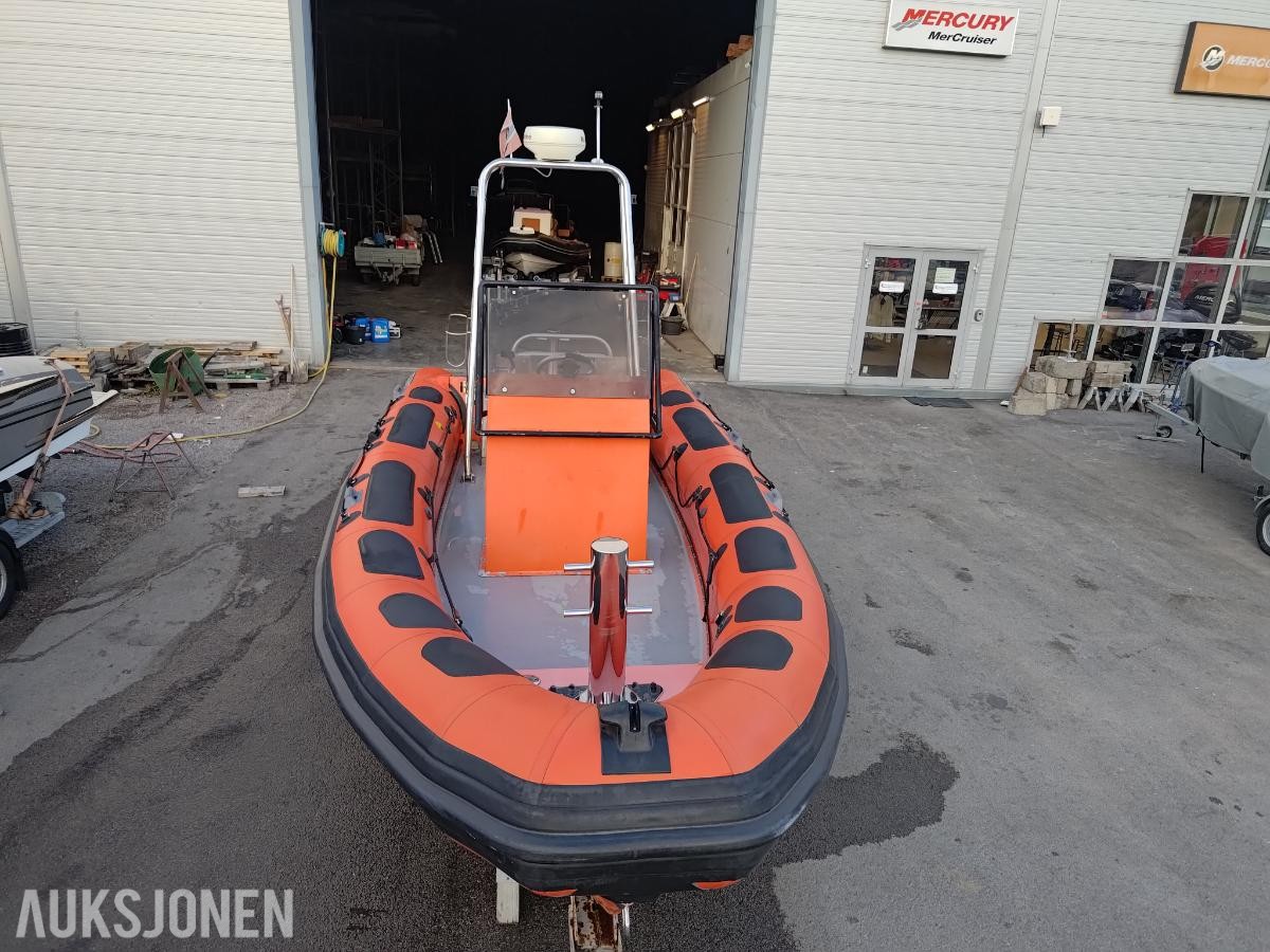 2005 21 fots RIB - Valiant PT-650