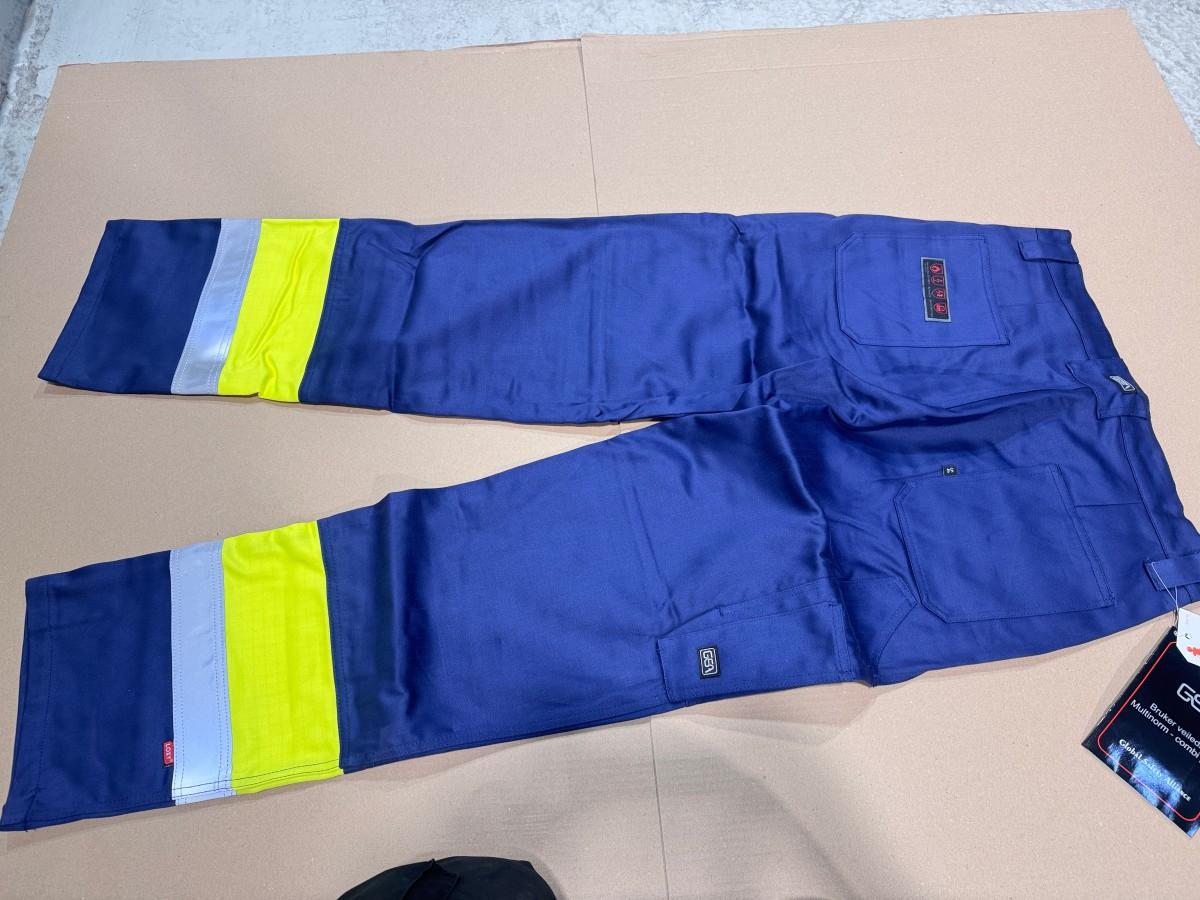 3 stk GSA flammehemmende arbeidsbukser med refleks i størrelse 54/L