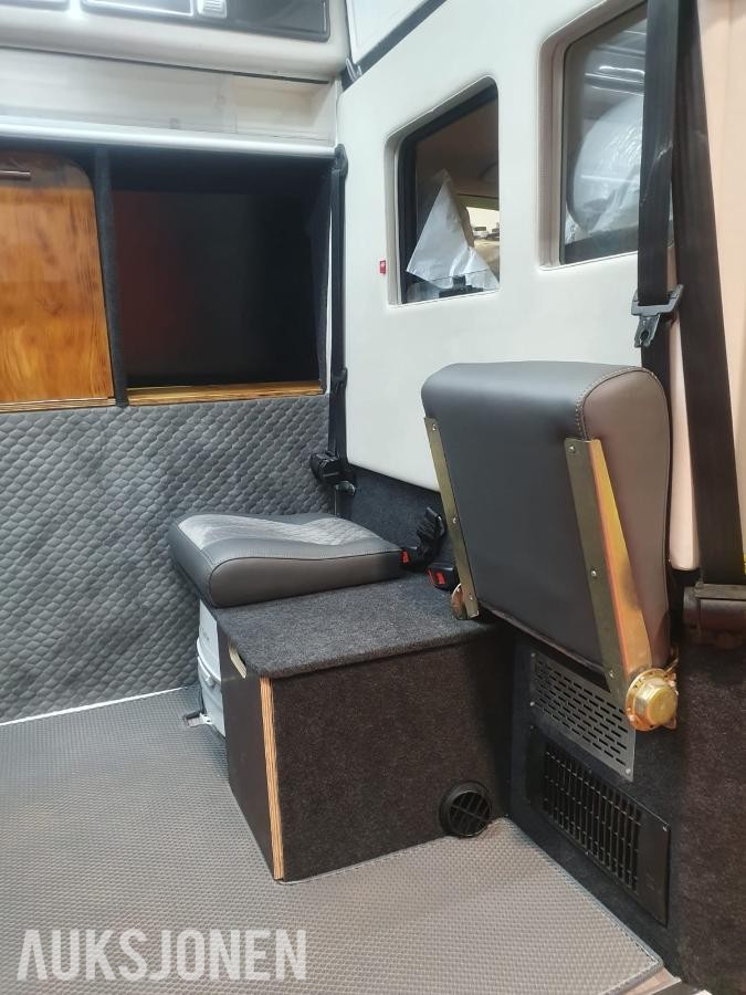 2008 Volkswagen Transporter 2.5 Diesel, 136000km