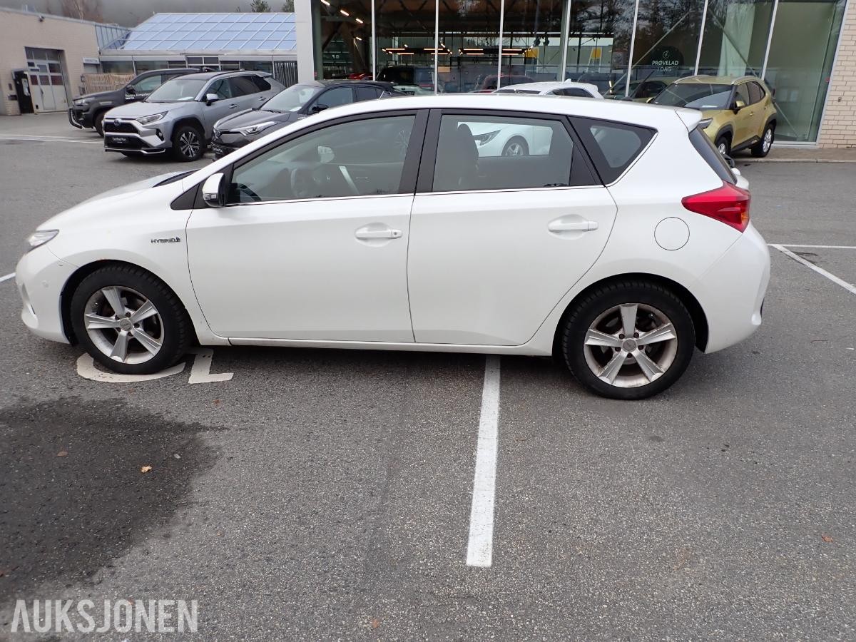 2013 Toyota Auris, 1.8,Hybrid Automat Ryggekamera EU OK til 03.2027