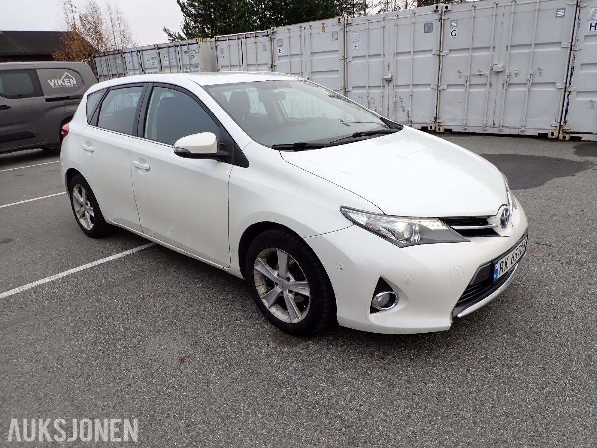 2013 Toyota Auris, 1.8,Hybrid Automat Ryggekamera EU OK til 03.2027