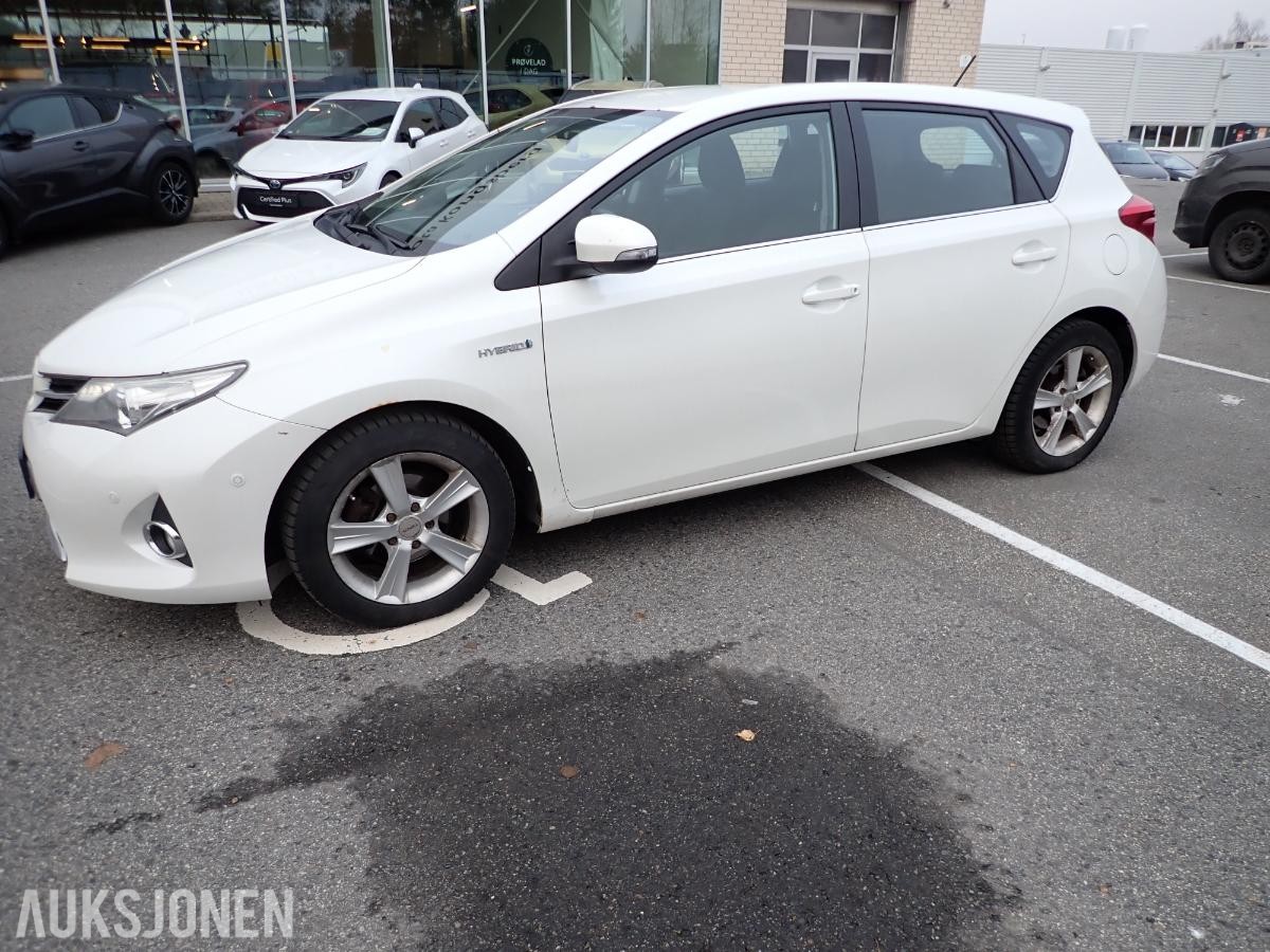 2013 Toyota Auris, 1.8,Hybrid Automat Ryggekamera EU OK til 03.2027