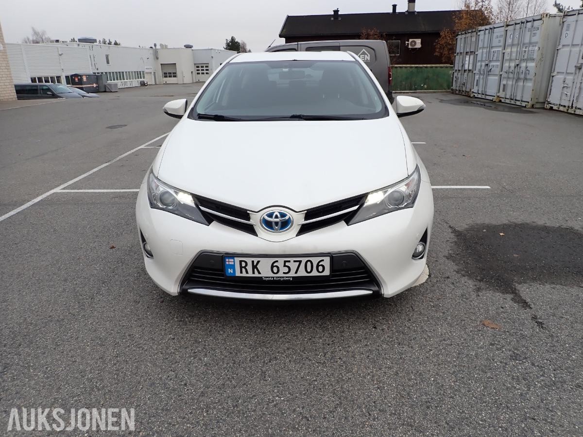 2013 Toyota Auris, 1.8,Hybrid Automat Ryggekamera EU OK til 03.2027